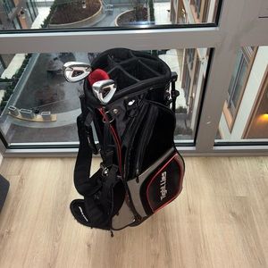 Golf Bag with Pitching wedge and Sand wedge